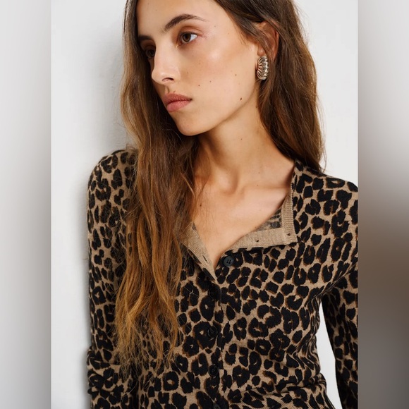 Reformation Bernadette Crew Cardigan in Leopard Print - Picture 5 of 11